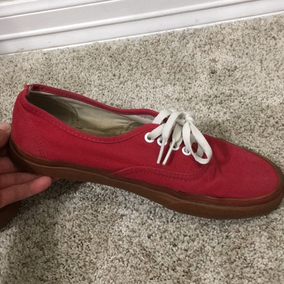 Vans - Picture 3 of 4